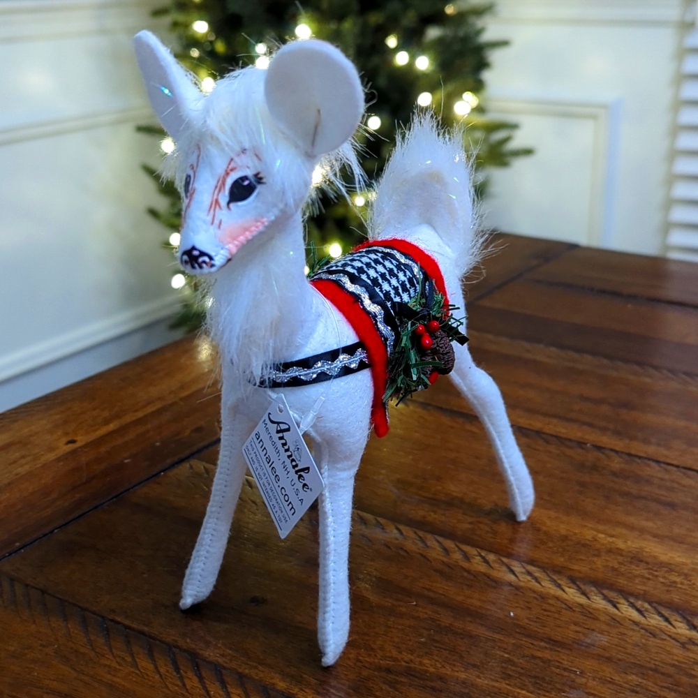 Annalee 2014 8" Classy Doe Figure 450214